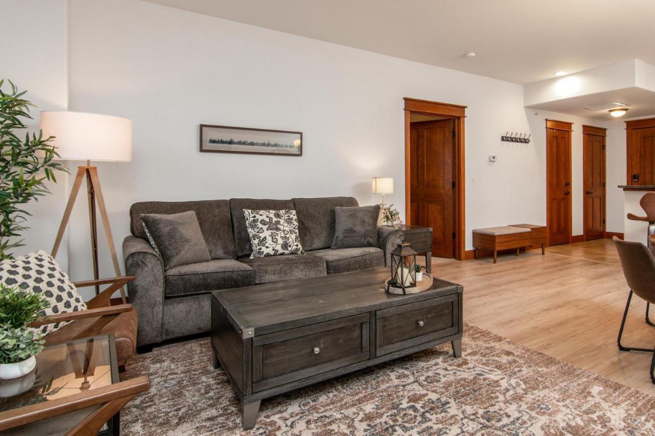 Modern Riverstone Condo With Grand Deck - Steps To Shops, Restaurants, Trails And River Coeur d'Alene Bagian luar foto